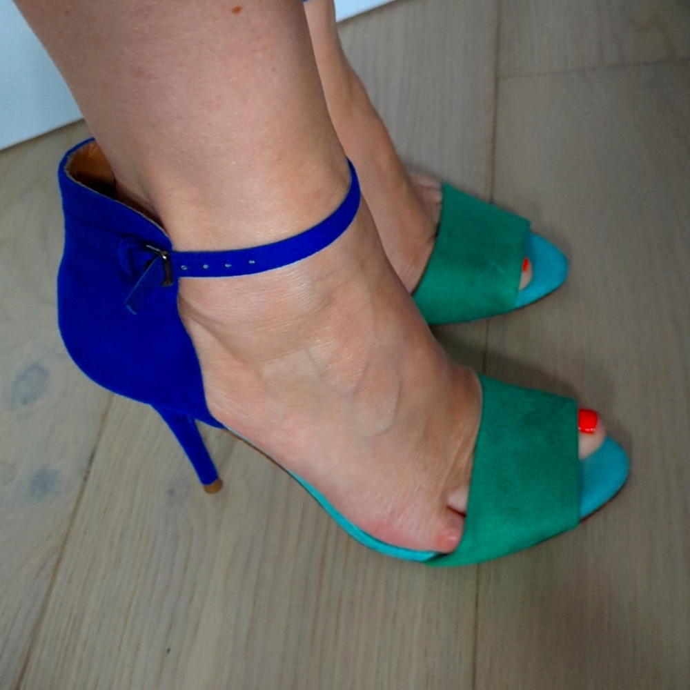 Color-blocked heels